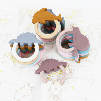Forma de Teether Toy With Penguin Unicorn Raccoon del bebé del silicón de la historieta