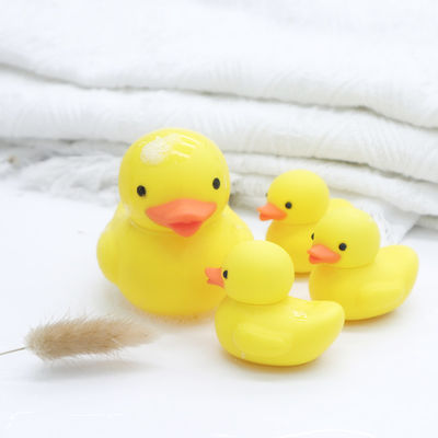 Fabrica de silicona personalizada ODM OEM juguetes de baño para bebés PVC libre de BPA libre de material seguro 100% juguetes de pato de silicona