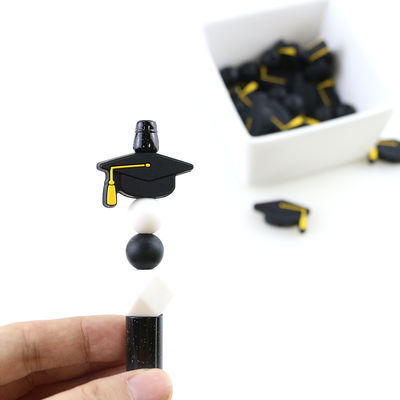 Gotas focales modificadas para requisitos particulares del silicón para el clip DIY de la pulsera de la graduación de las plumas