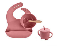 Conjunto de silicona no tóxico para alimentar al bebé Conjunto de soporte de maniquí de silicona Conjunto de bib y plato de silicona con logotipo personalizado