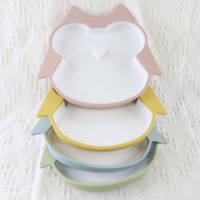 Prenda impermeable de alimentación de la placa del silicón infantil libre de BPA con la parte inferior de la succión
