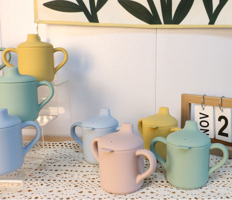 tazas de consumición del silicón 120ml para el ODM del OEM del entrenamiento del niño de los niños