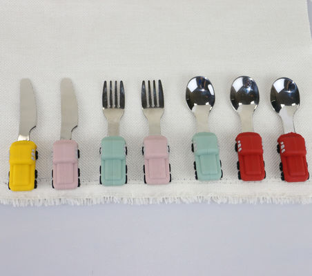Bifurcación de acero inoxidable modificada para requisitos particulares del color con la manija del silicón de la forma del coche