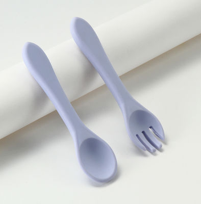 Bifurcaciones y cucharas de encargo, alimentos para niños del silicón del silicón fijados para el entrenamiento del destete del niño