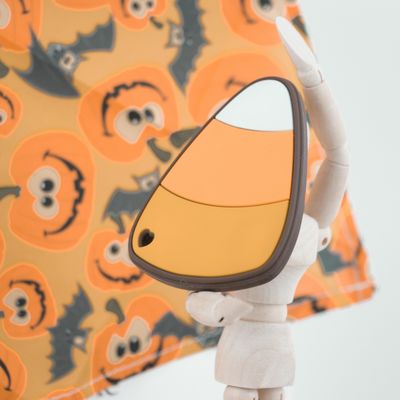Bebé Teether del silicón del sombrero de las brujas de Halloween colorido para el dolor el echar los dientes que calma