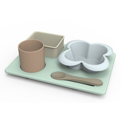 El cuenco del silicón de la forma de la flor fijó irrompible para la alimentación infantil del bebé