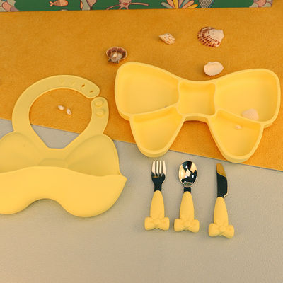 Sistema del vajilla del silicón de la caja de regalo actual para la categoría alimenticia durable respetuosa del medio ambiente de las muchachas de los niños