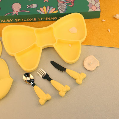 Sistema del vajilla del silicón de la caja de regalo actual para la categoría alimenticia durable respetuosa del medio ambiente de las muchachas de los niños
