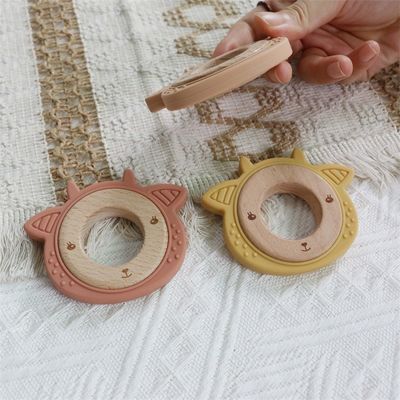 Calmar las encías dolorosas Silicona Baby Teether Dientes jugando suave oveja ballena