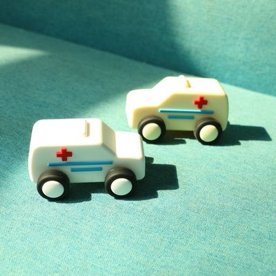 Niño personalizado Silicona Juguetes de coches de silicona Carros de coches de silicona Niños jugando