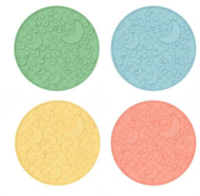 Diseño de laberinto nuevo a medida al aire libre Perros divertidos Cuencas de rompecabezas de la limpieza de alimentos Cuencas de silicona libres de BPA Pet Slow Feeder Plato de cuenco de perro