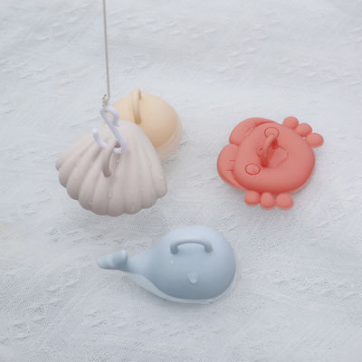 Nuevos diseños de dibujos animados de animales de vida marina para niños juguetes de baño de silicona para niños pequeños 100% de calidad alimentaria