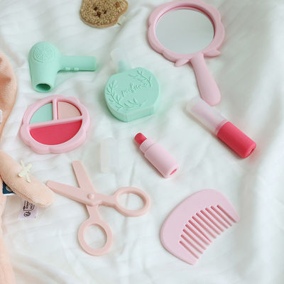 2024 recién llegados juguetes de maquillaje de silicona libre de BPA Niños de silicona niñas juguetes de herramientas con kit