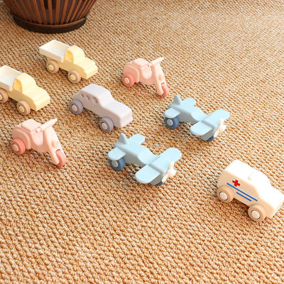 Juguetes de Coche y Avión Montessori de Silicona Suave – Juguetes de Desarrollo No Tóxicos para Bebés