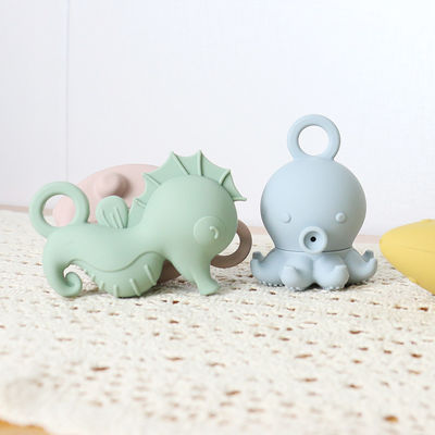 Personalizado Popular Silicona Océano Animal Pulpo Pez Tortuga Caballo de mar Niños Niño Juguetes de Baño Set Regalo Spray de agua Squishy